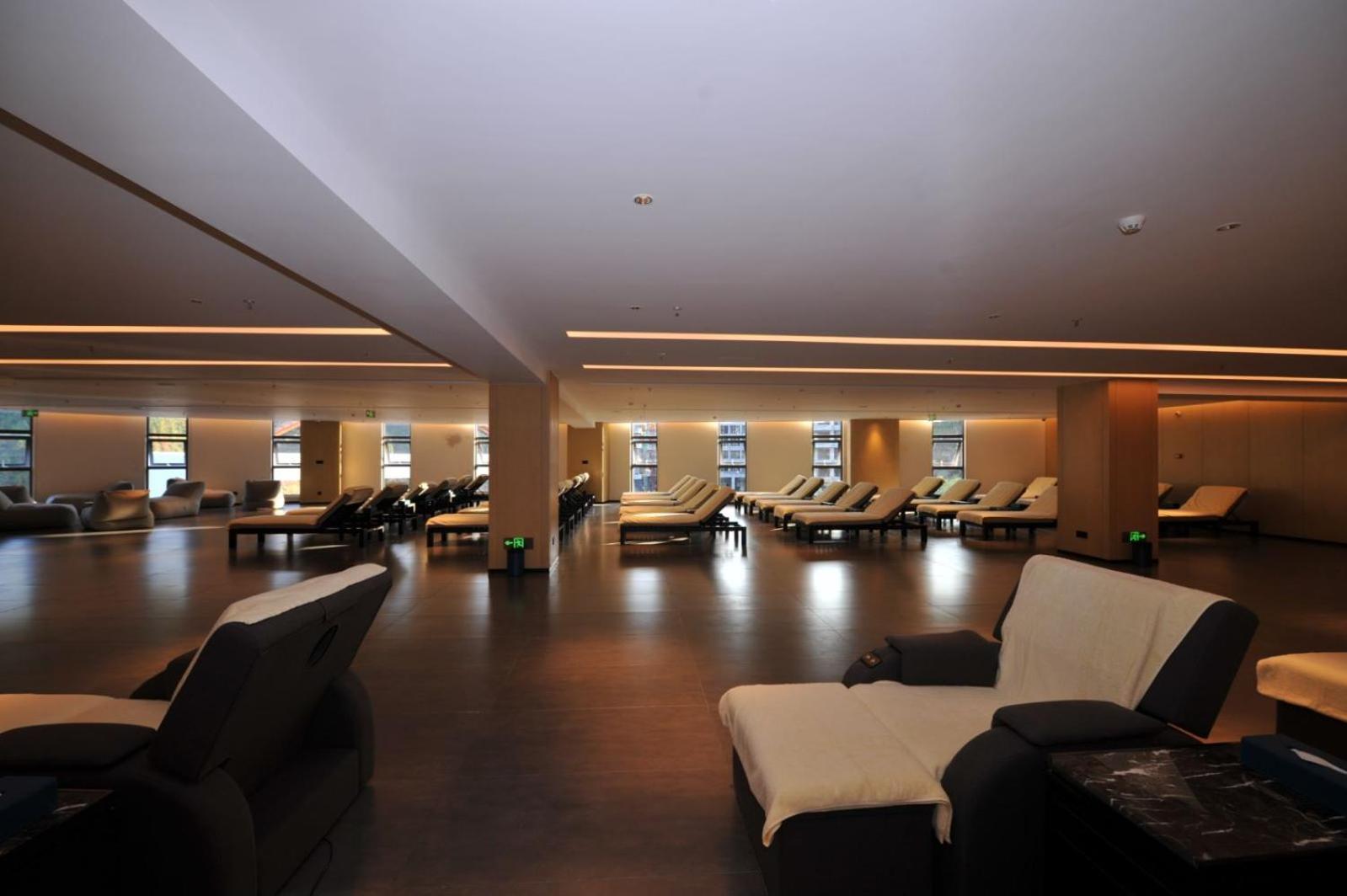 Hotel Wyndham Grand Plaza Royale Hot Springs Fenghuang Zewnętrze zdjęcie