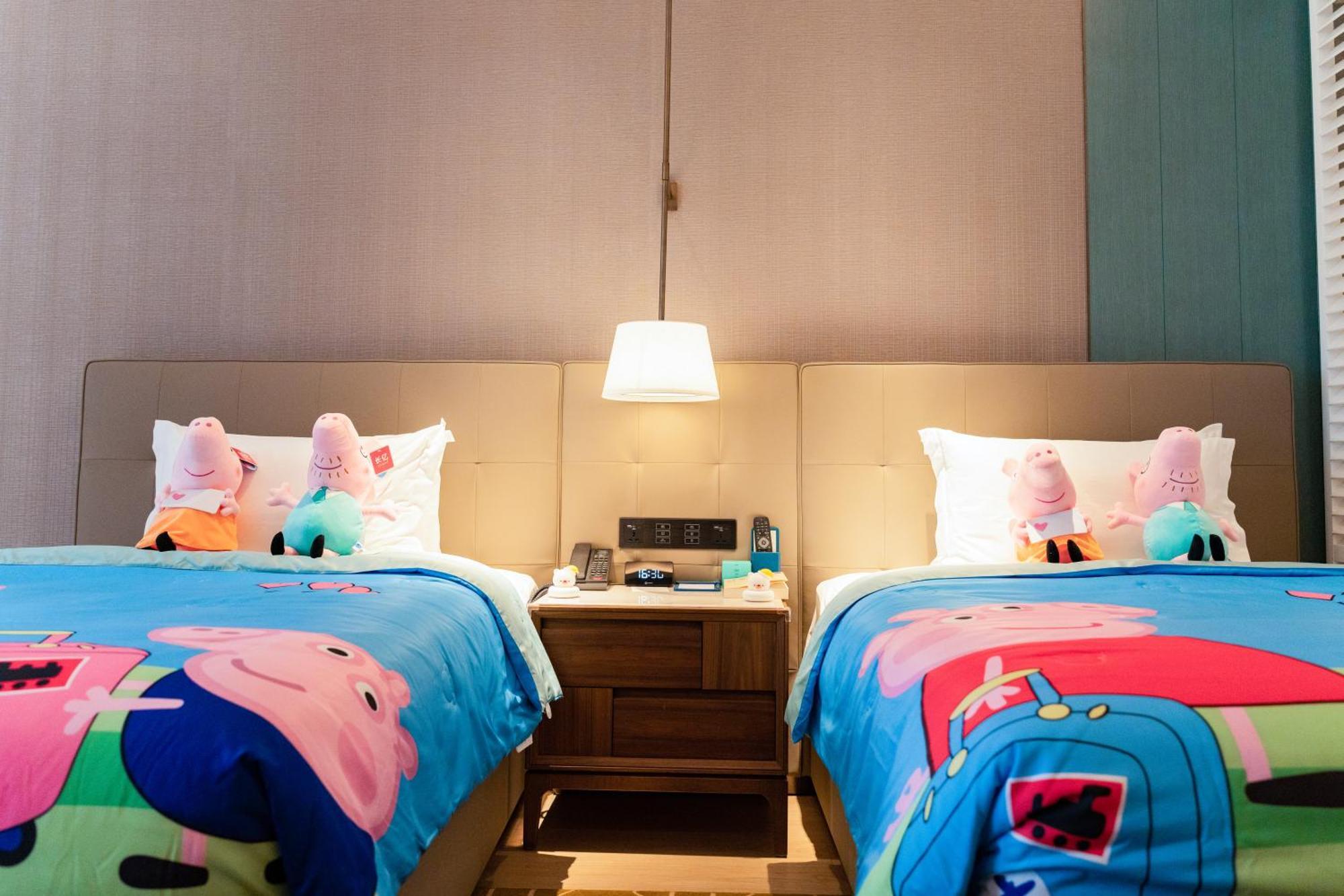 Hotel Wyndham Grand Plaza Royale Hot Springs Fenghuang Zewnętrze zdjęcie